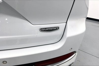 2022 Jeep Grand Cherokee Summit