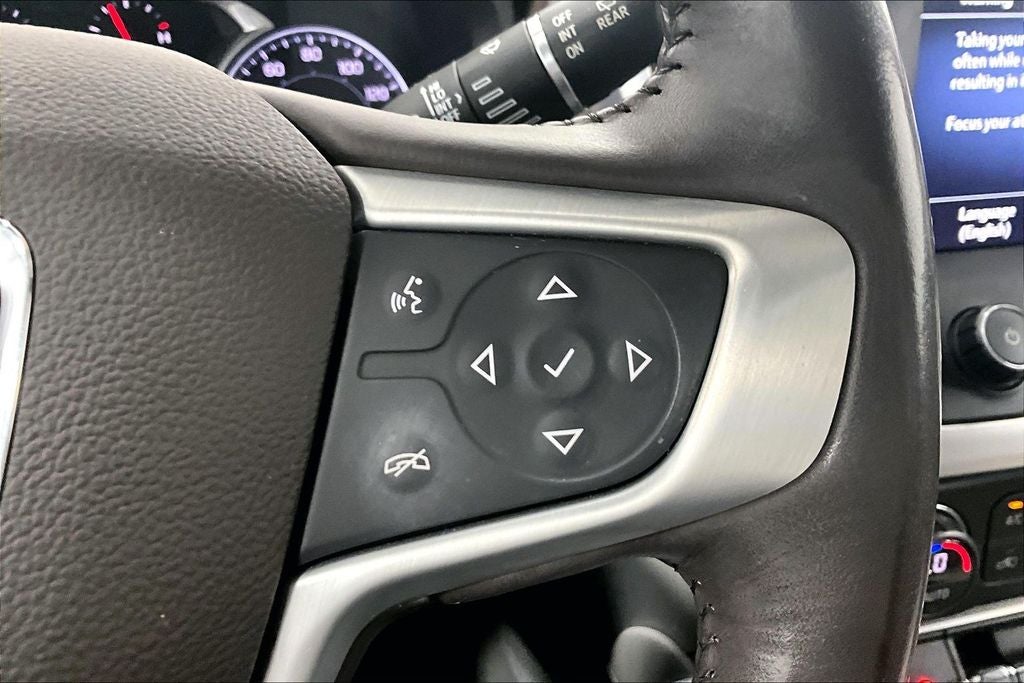 2022 GMC Acadia SLT