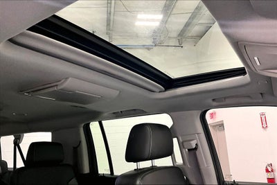 2017 GMC Yukon XL SLT