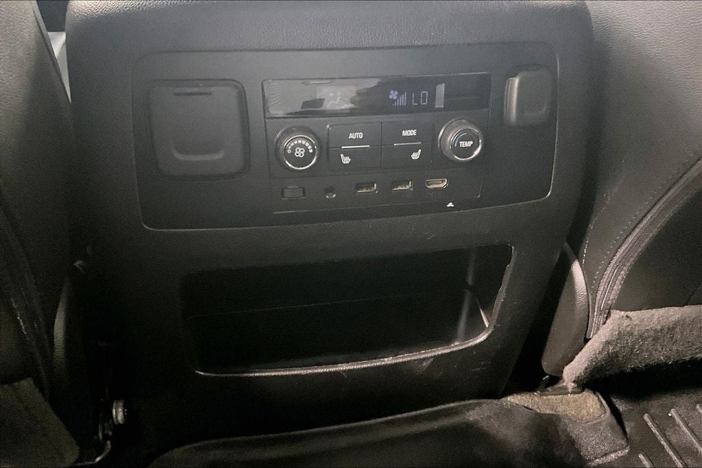 2017 GMC Yukon XL SLT