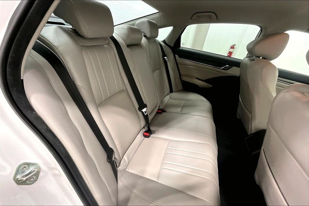 2019 Honda Accord Hybrid Base