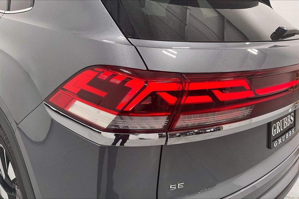 2025 Volkswagen Atlas Cross Sport 2.0T SE w/Technology