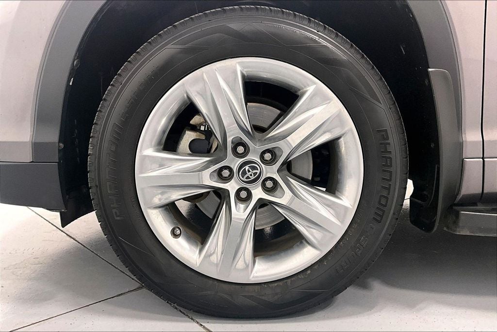 2016 Toyota Highlander Limited Platinum V6