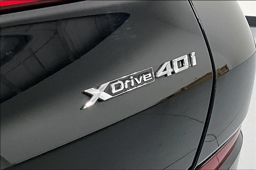 2022 BMW X6 xDrive40i