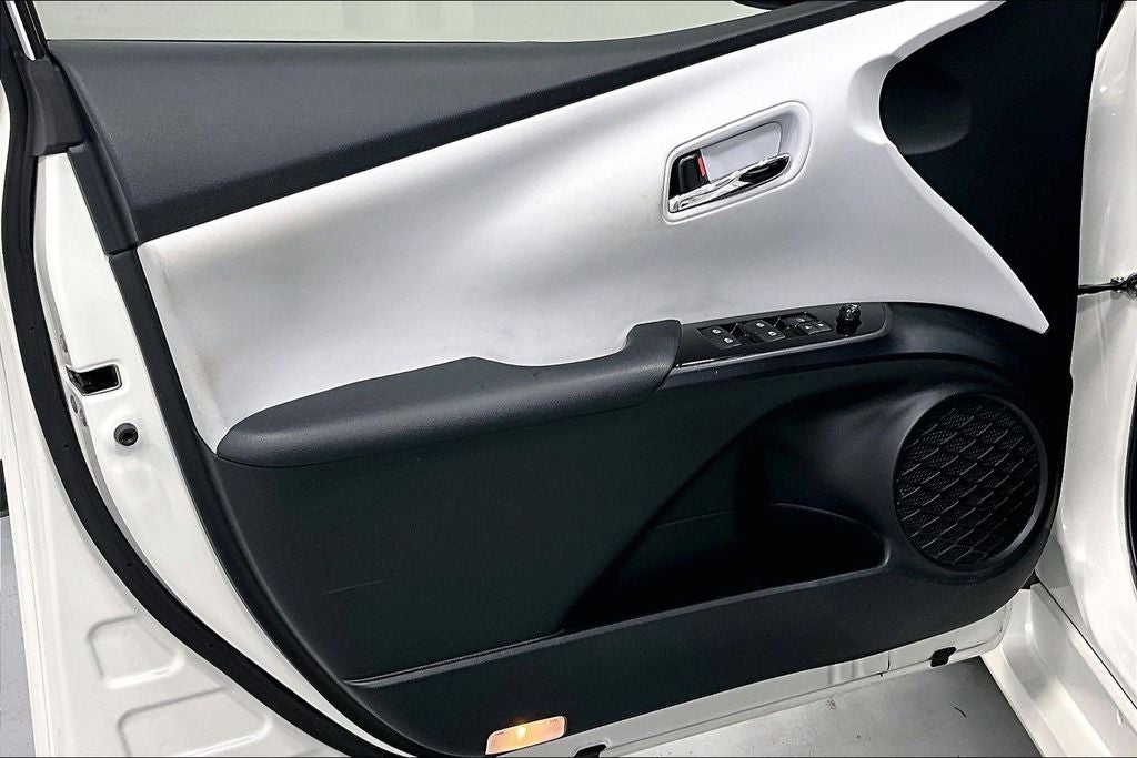 2018 Toyota Prius One