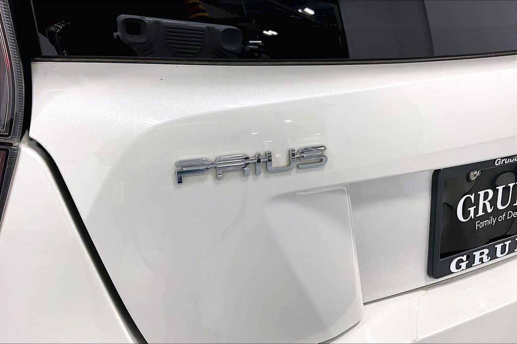 2018 Toyota Prius One