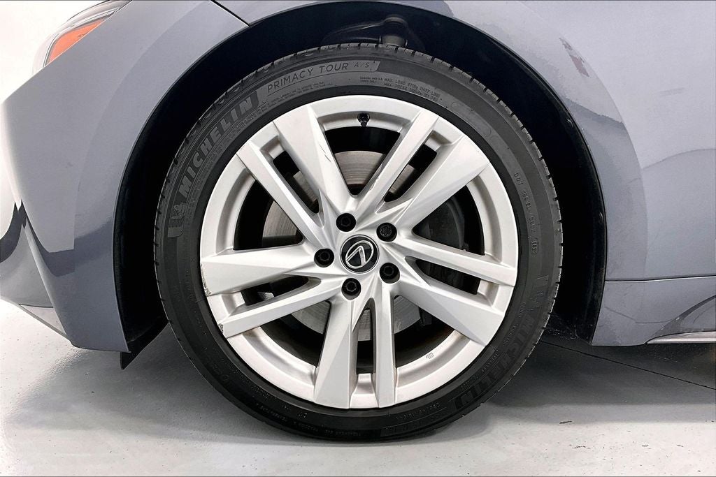2024 Lexus IS 300