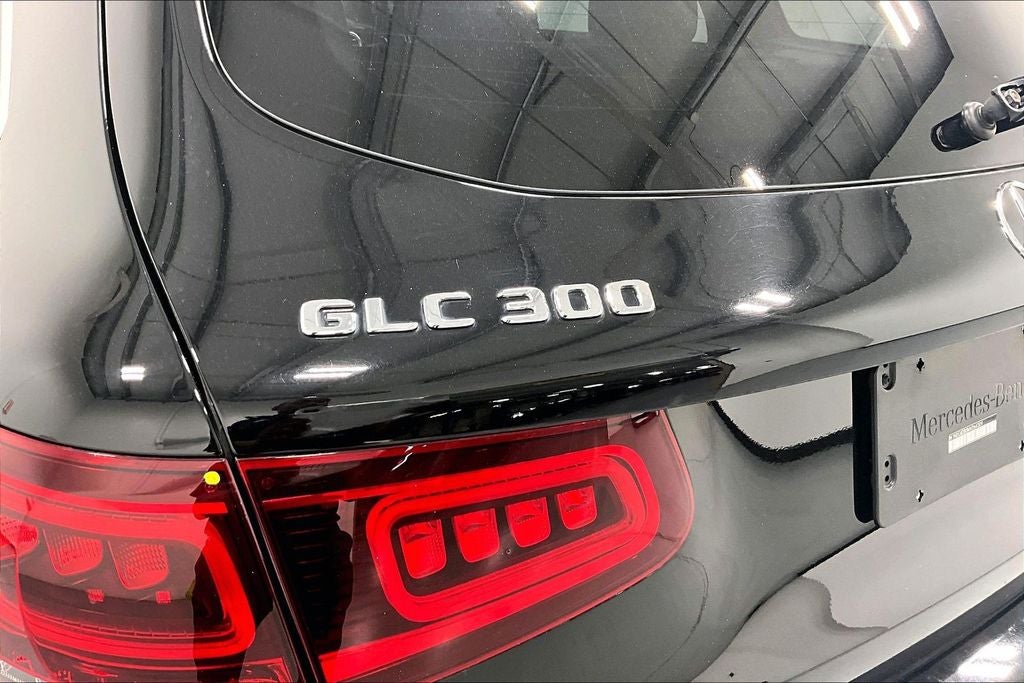 2021 Mercedes-Benz GLC GLC 300