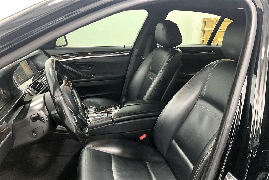 2015 BMW 5 Series 528i