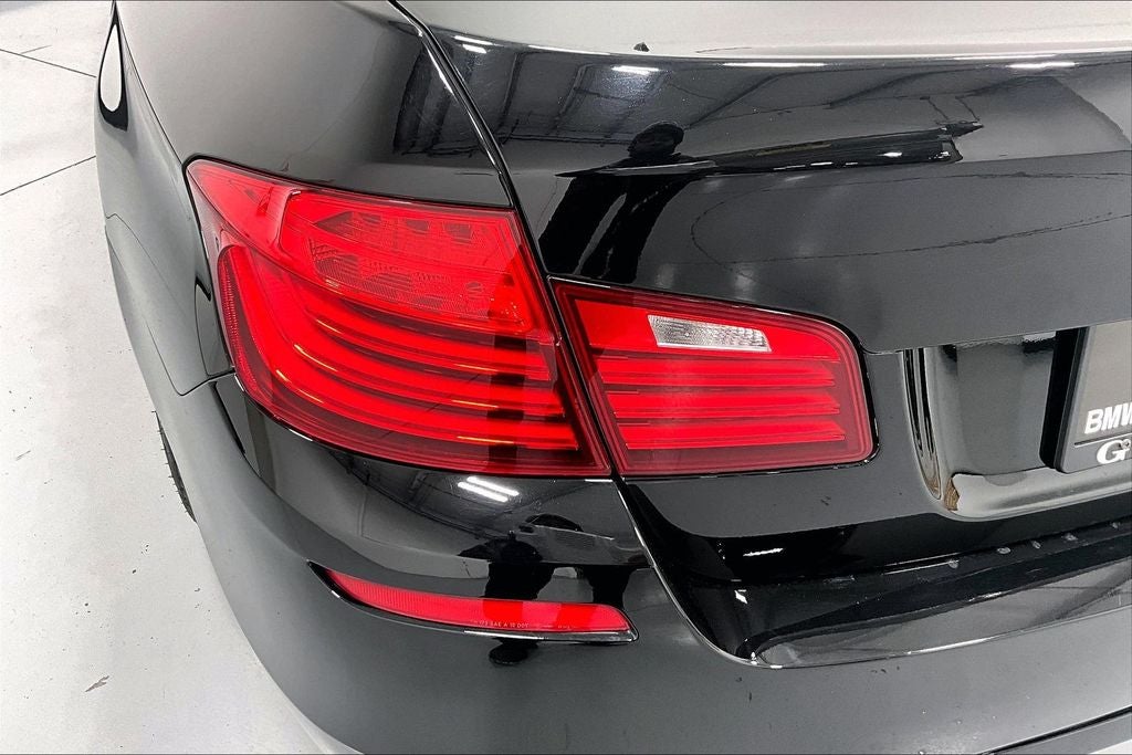 2015 BMW 5 Series 528i