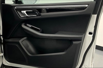 2019 Porsche Macan Base