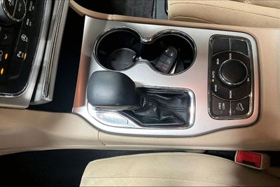 2019 Jeep Grand Cherokee Laredo E