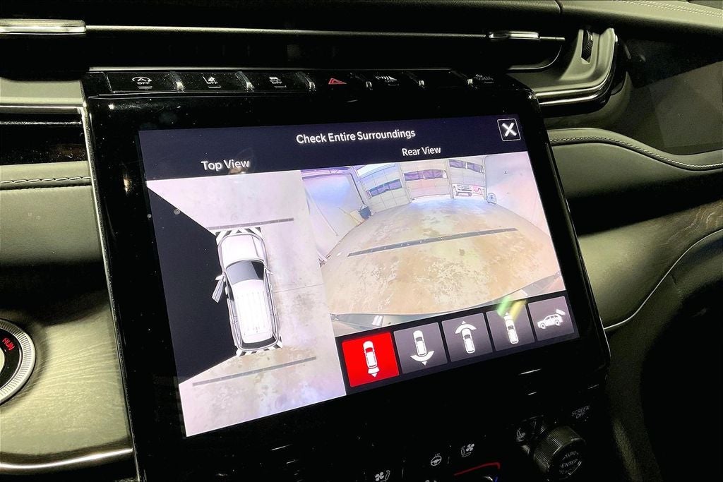 2022 Jeep Grand Cherokee Overland