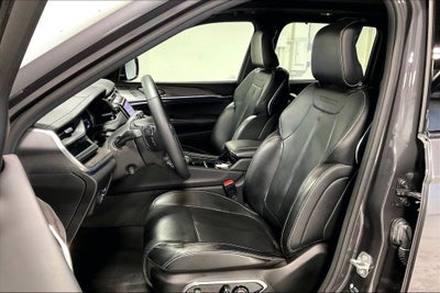 2022 Jeep Grand Cherokee Overland