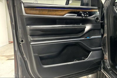 2022 Jeep Grand Wagoneer Series II