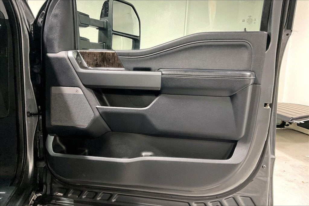 2025 Ford F-250SD Lariat