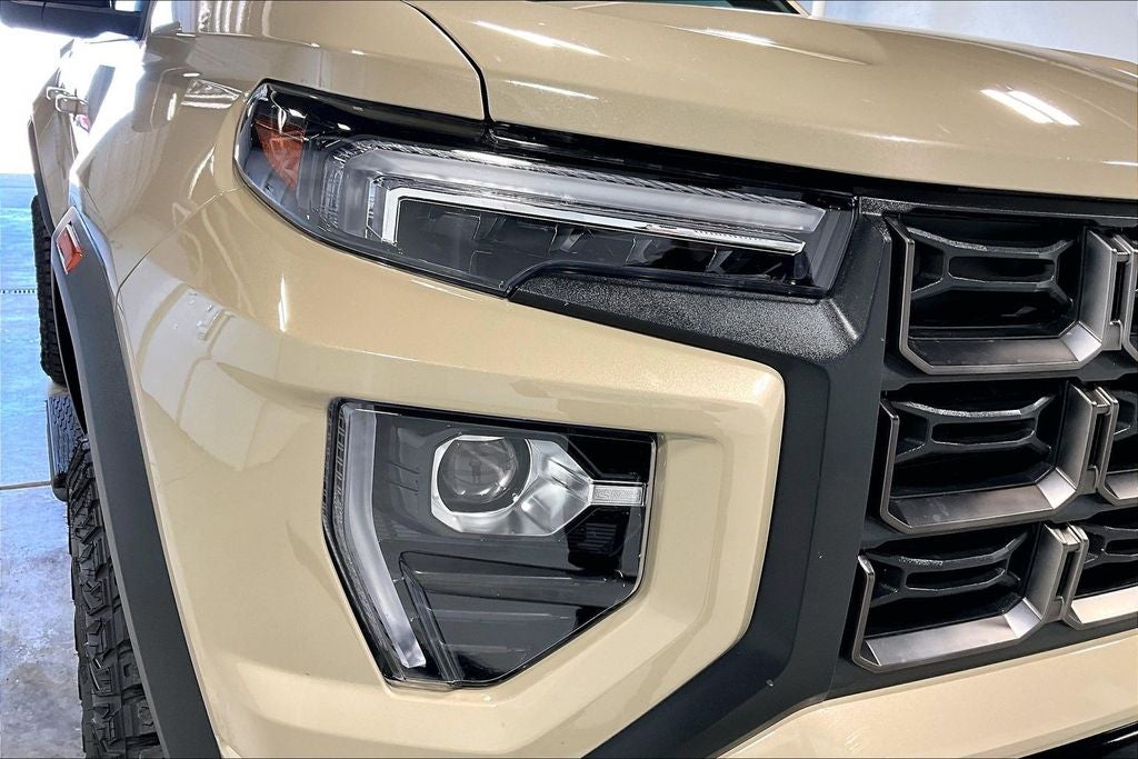 2023 GMC Canyon AT4X