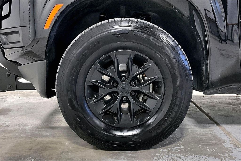 2025 Nissan Frontier S