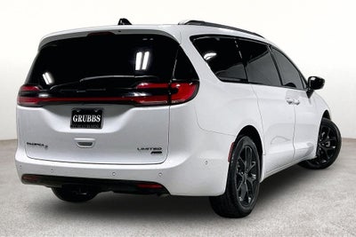 2024 Chrysler Pacifica Limited