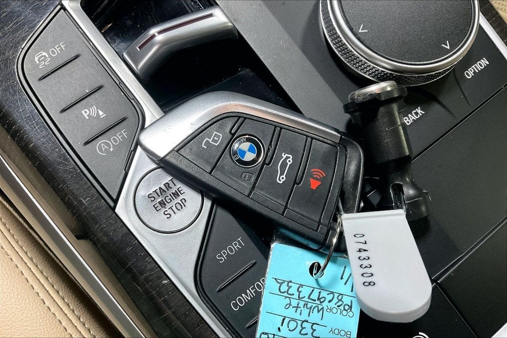 2023 BMW 3 Series 330i