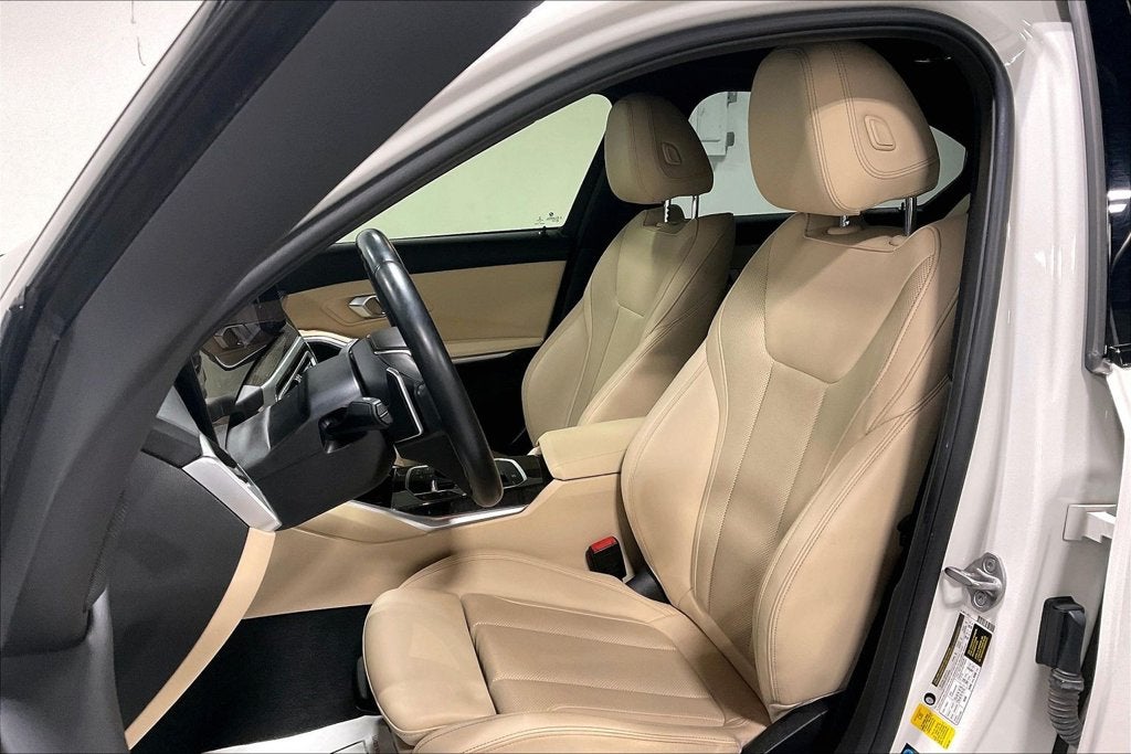 2023 BMW 3 Series 330i