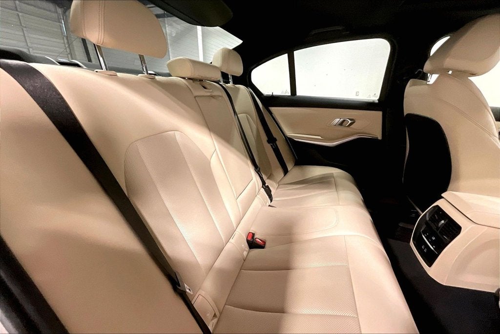 2023 BMW 3 Series 330i