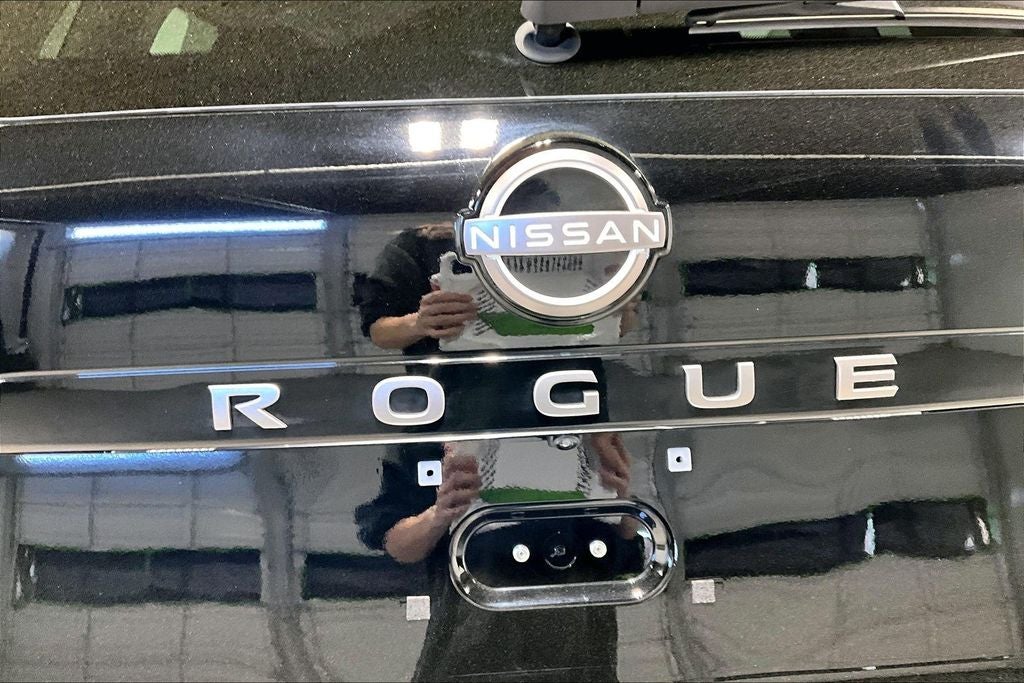 2024 Nissan Rogue SL