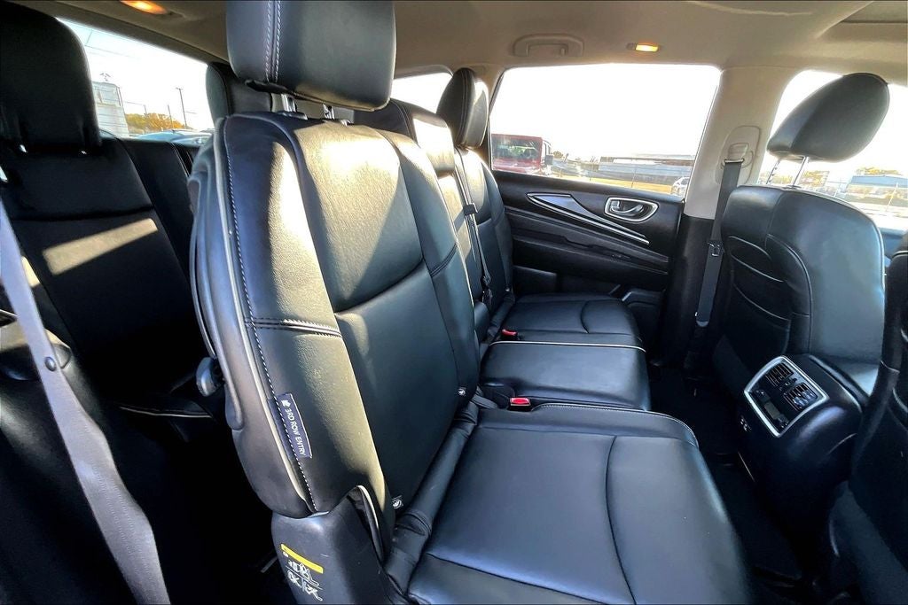 2019 INFINITI QX60 LUXE