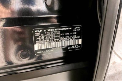 2025 Mitsubishi Outlander SE