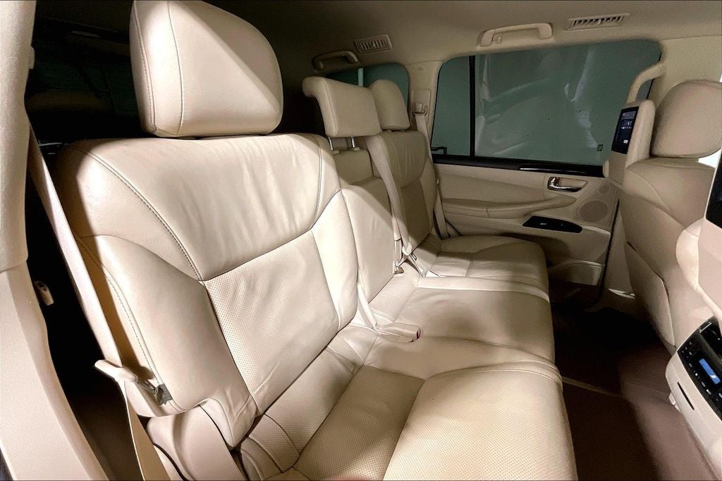 2013 Lexus LX 570