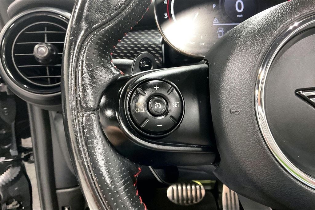 2021 MINI John Cooper Works Iconic
