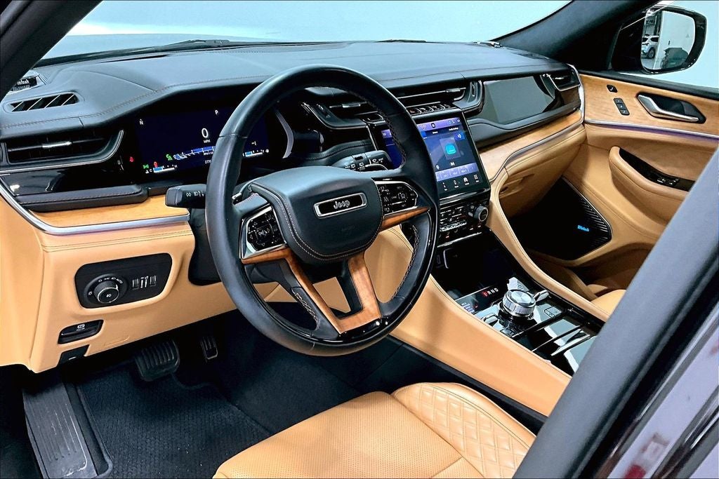 2022 Jeep Grand Cherokee L Summit