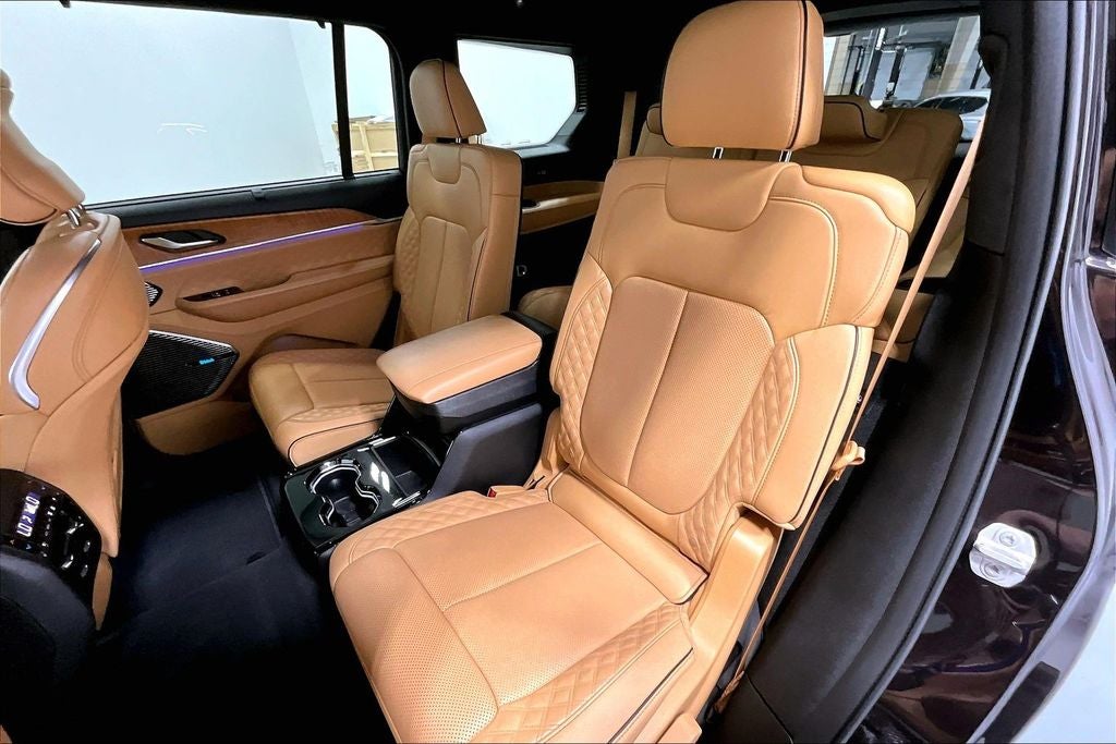 2022 Jeep Grand Cherokee L Summit