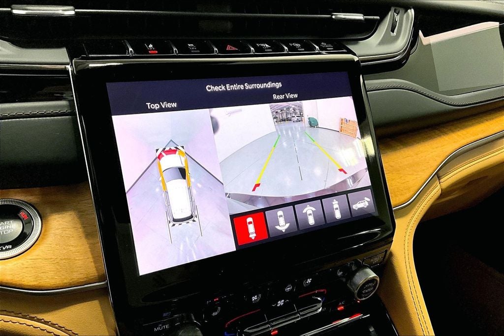 2022 Jeep Grand Cherokee L Summit