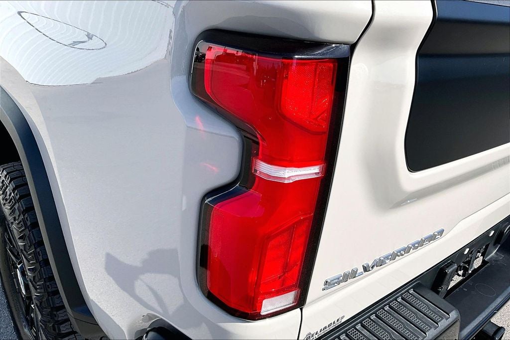 2026 Chevrolet Silverado 2500HD ZR2