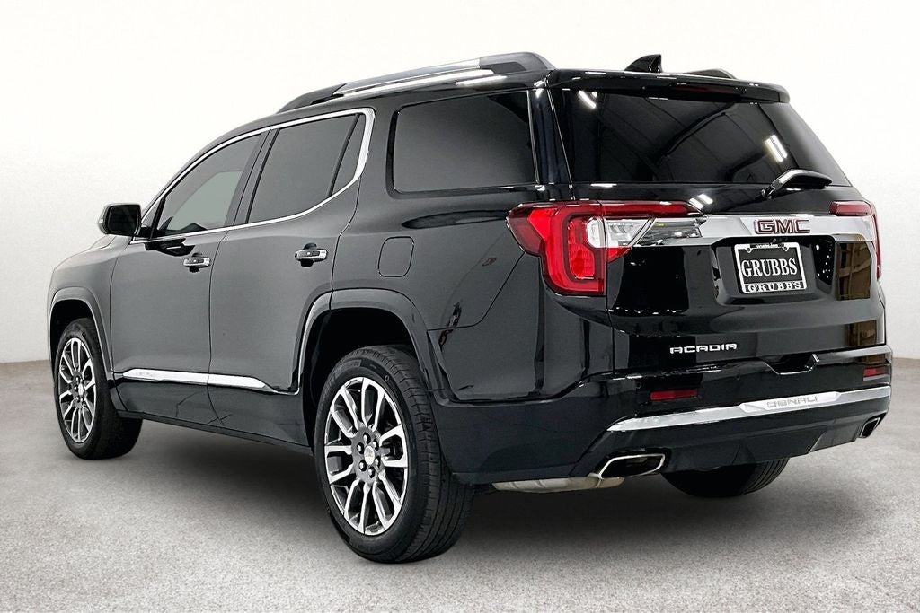 2022 GMC Acadia Denali