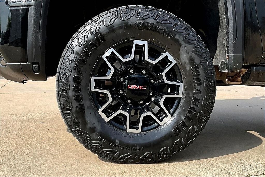 2025 GMC Sierra 2500HD AT4X