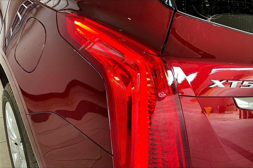 2018 Cadillac XT5 Platinum