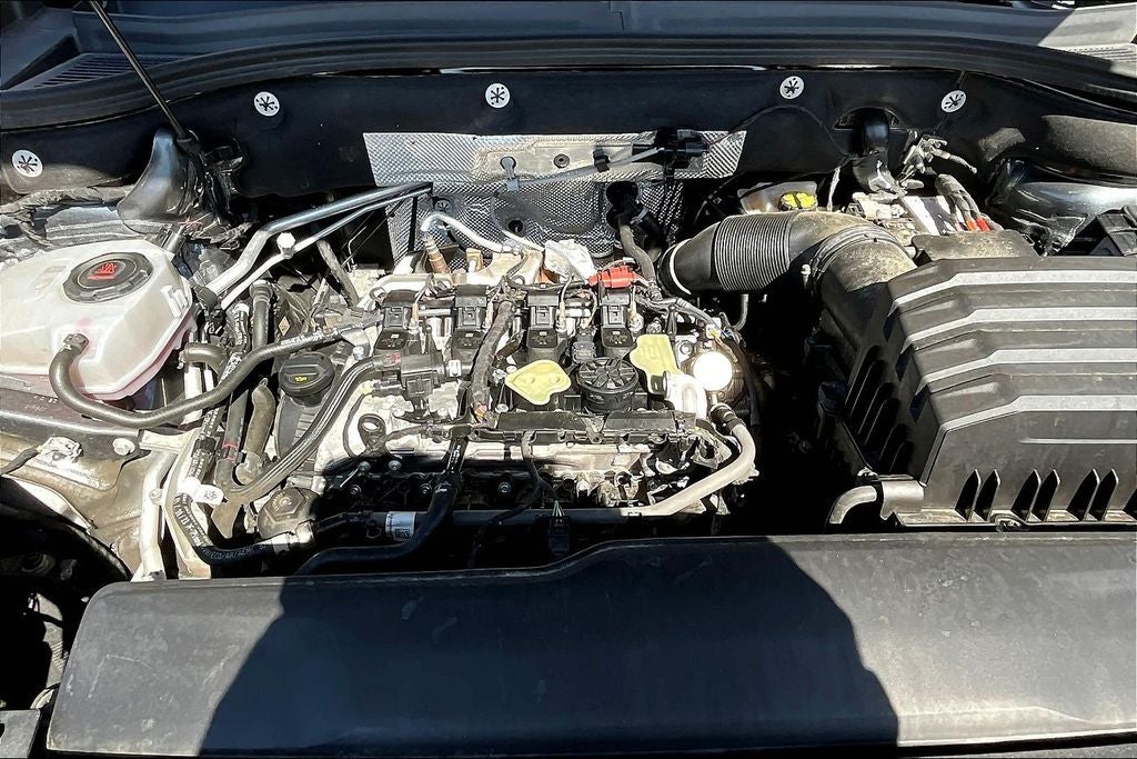 2024 Volkswagen Atlas Cross Sport 2.0T SE w/Technology