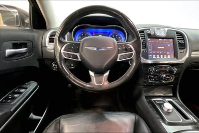 2021 Chrysler 300 Touring