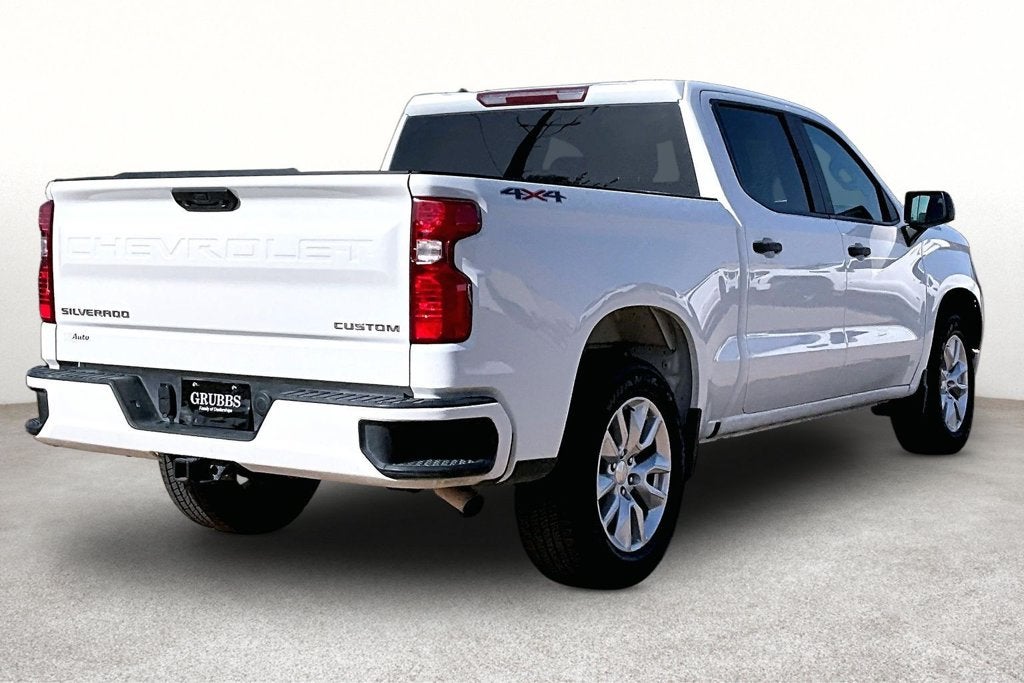 2023 Chevrolet Silverado 1500 Custom
