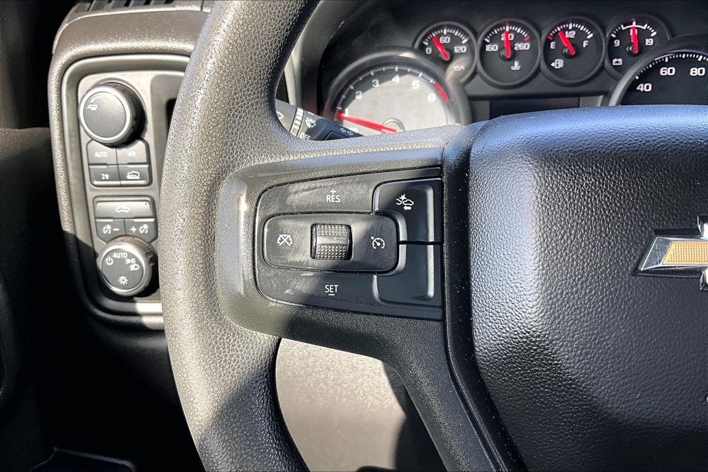 2023 Chevrolet Silverado 1500 Custom
