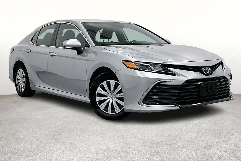2023 Toyota Camry Hybrid LE