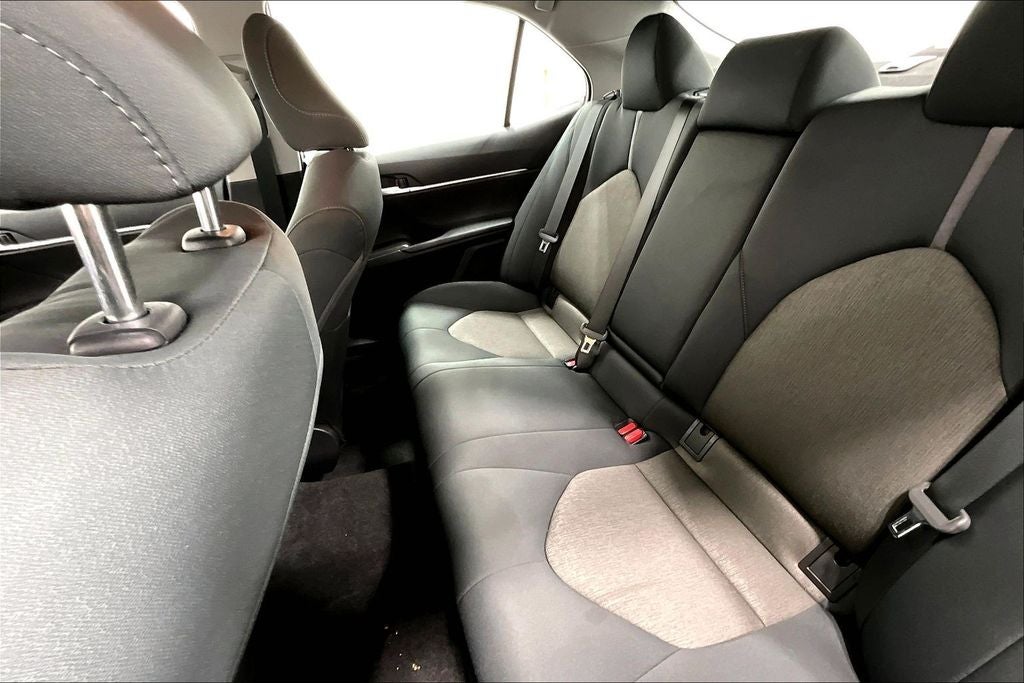 2023 Toyota Camry Hybrid LE