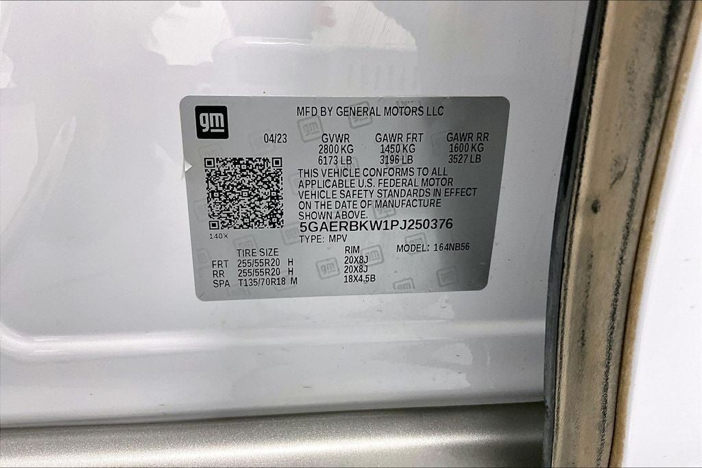 2023 Buick Enclave Essence