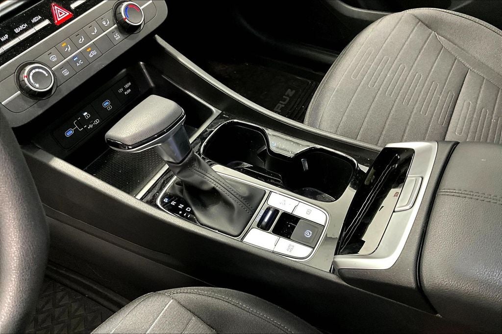 2025 Hyundai Santa Cruz SE