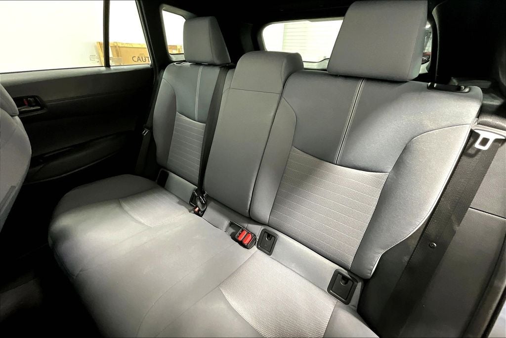 2023 Toyota Corolla Cross Hybrid SE