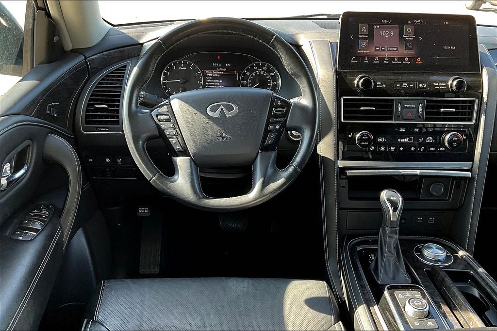 2022 INFINITI QX80 LUXE