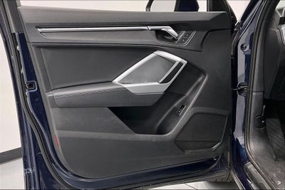 2020 Audi Q3 Premium quattro