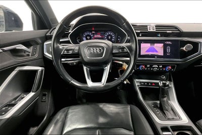 2020 Audi Q3 Premium quattro